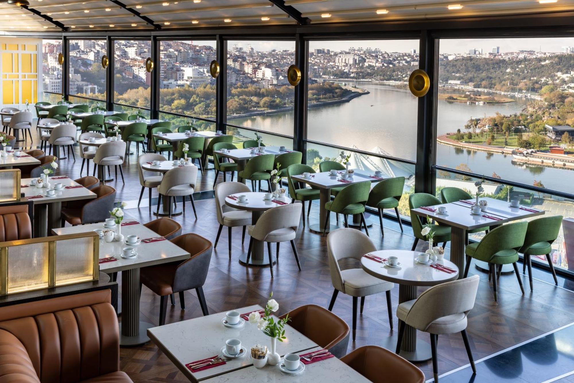 Clarion Hotel Golden Horn Provincia di Provincia di Istanbul Esterno foto The restaurant