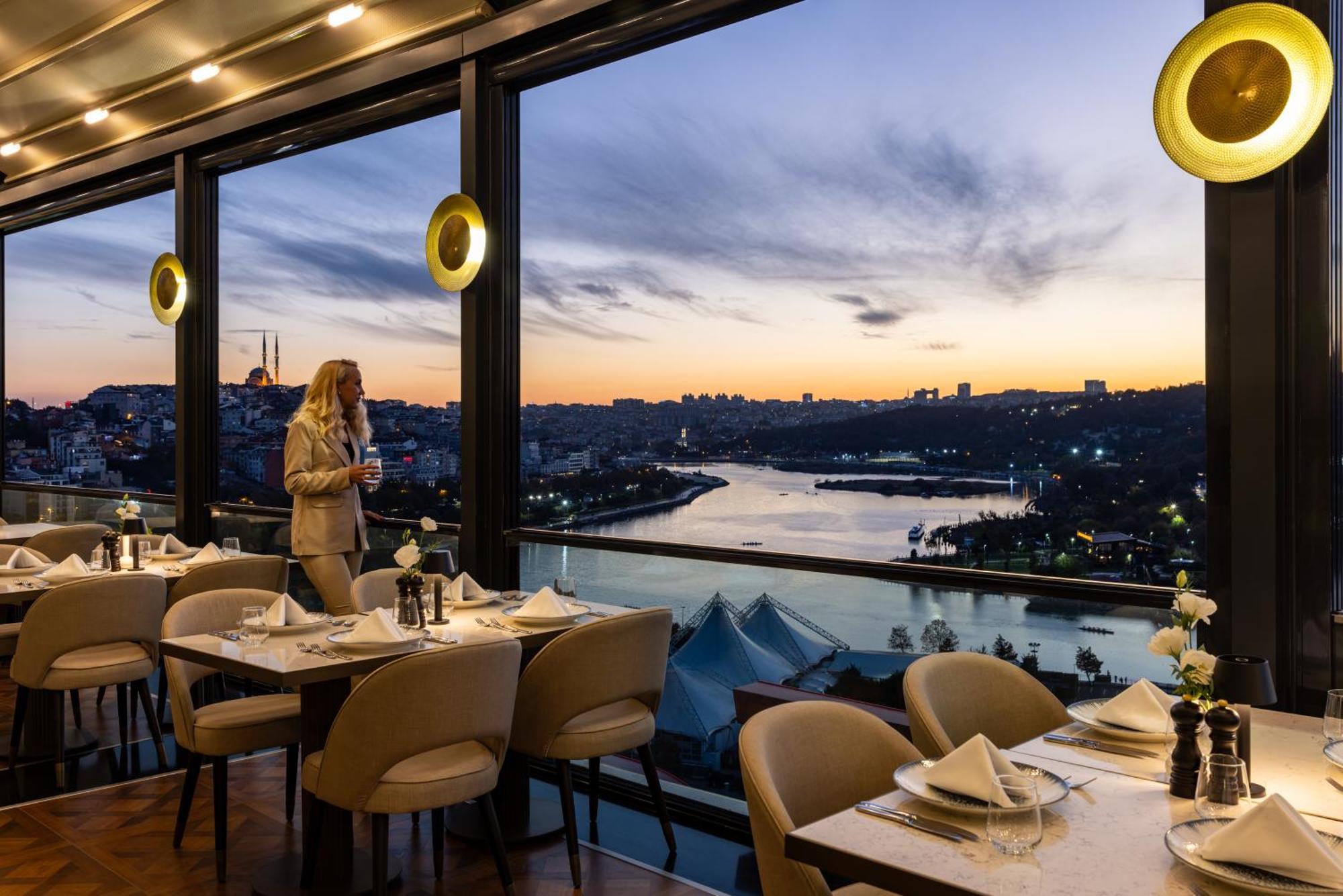 Clarion Hotel Golden Horn Provincia di Provincia di Istanbul Esterno foto Skyline
