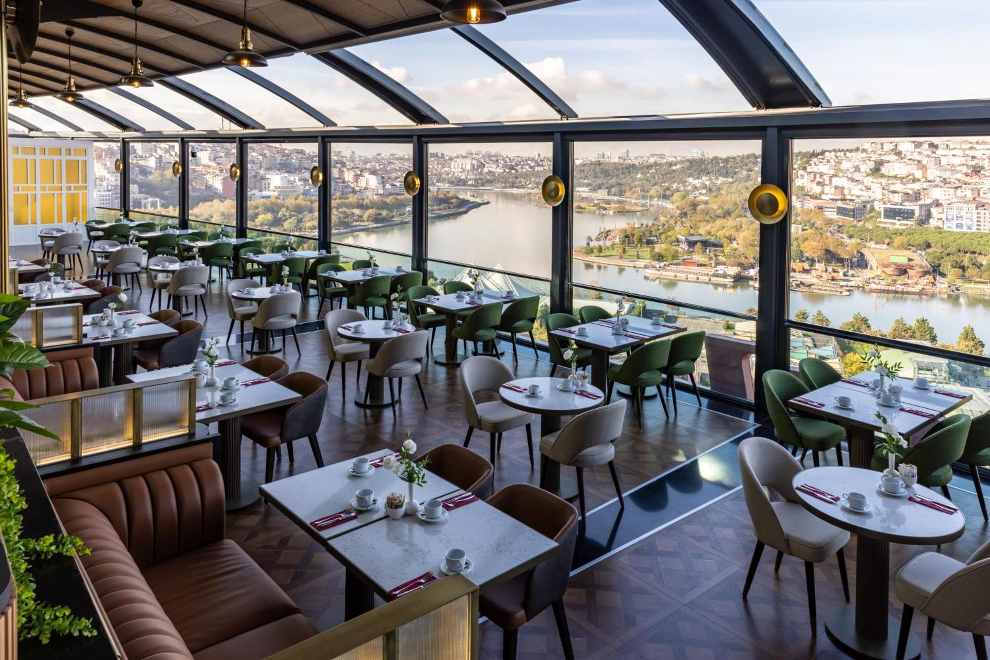 Clarion Hotel Golden Horn Provincia di Provincia di Istanbul Esterno foto The restaurant