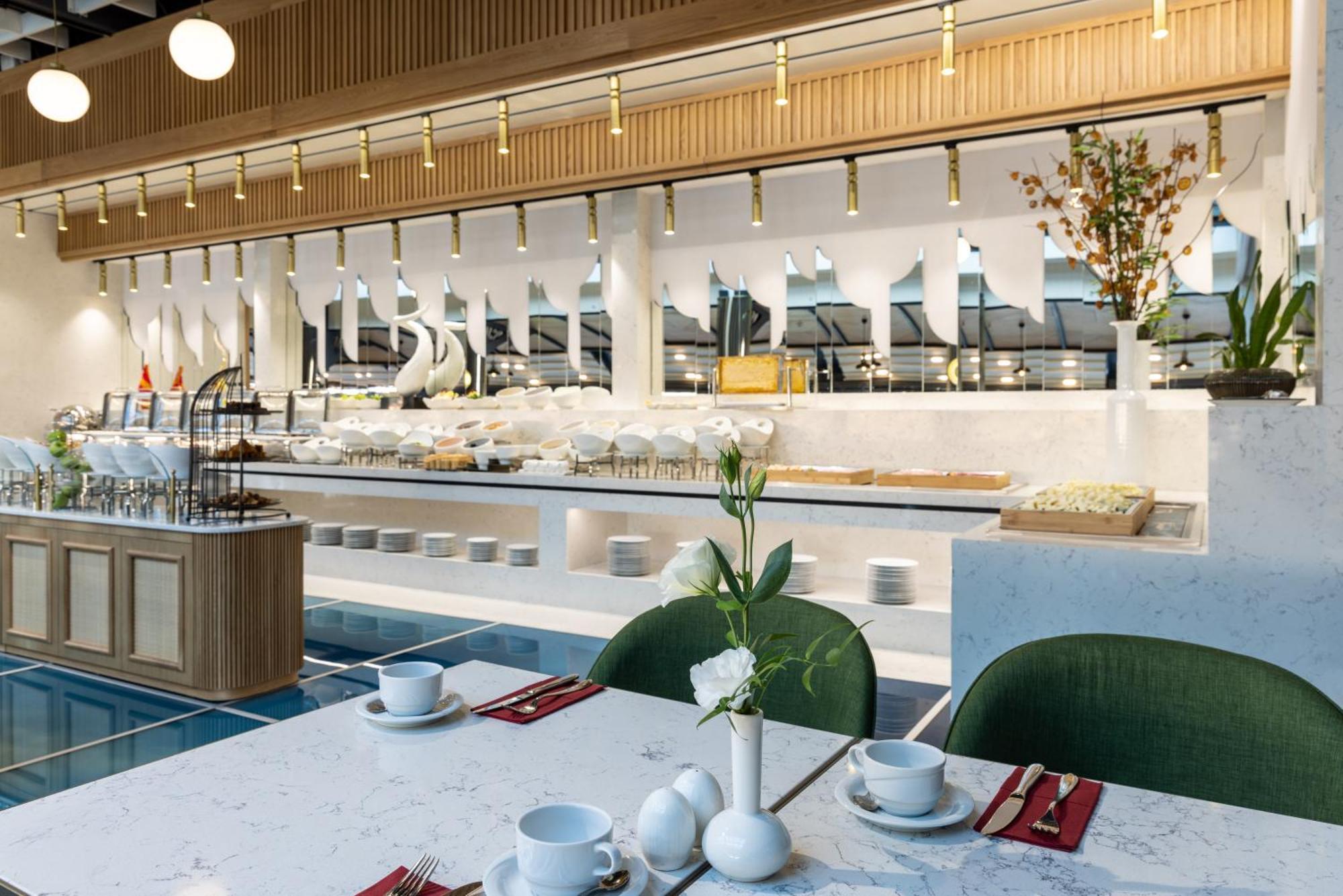 Clarion Hotel Golden Horn Provincia di Provincia di Istanbul Esterno foto The restaurant