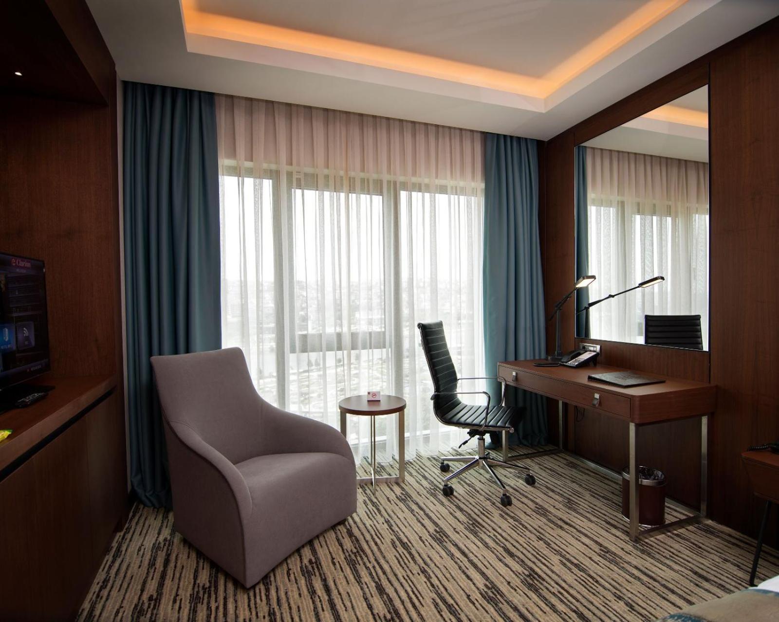 Clarion Hotel Golden Horn Provincia di Provincia di Istanbul Camera foto A room at the hotel